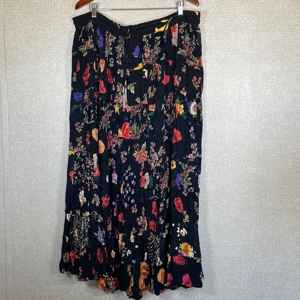 S Stream 5856 New Black Floral Print Broomstick Skirt